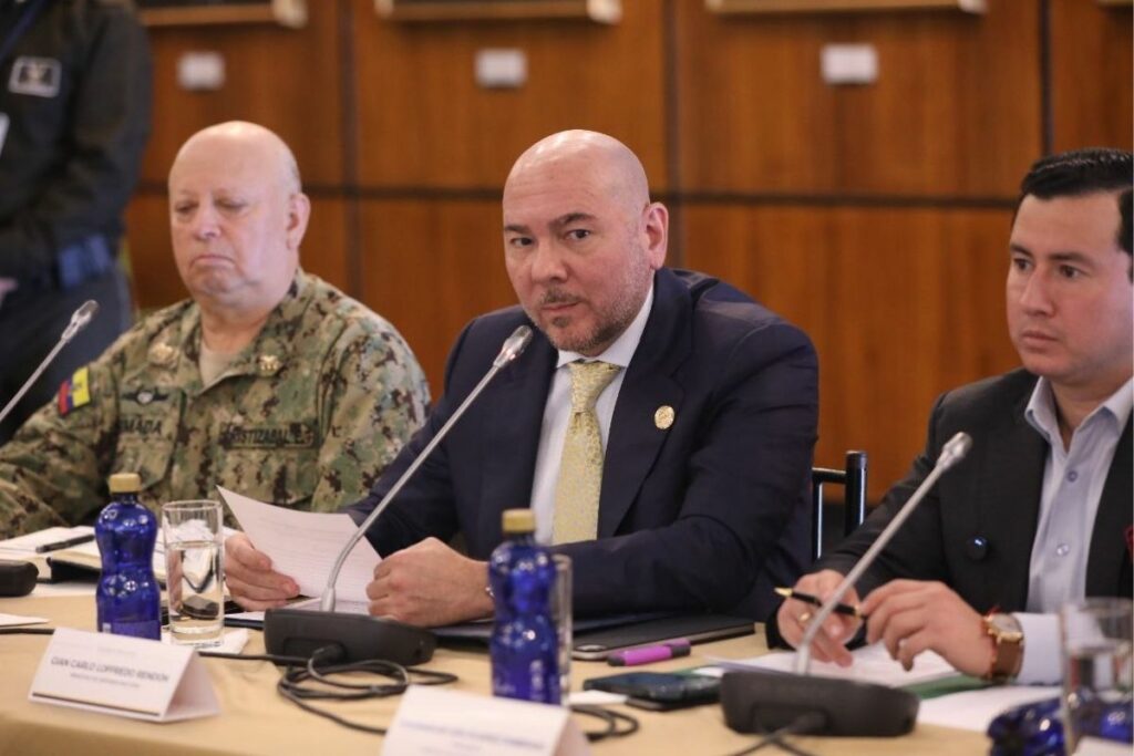 El Ministro de Defensa abordó la corrupción en la justicia en su intervención frente a la Comisión de Fiscalización