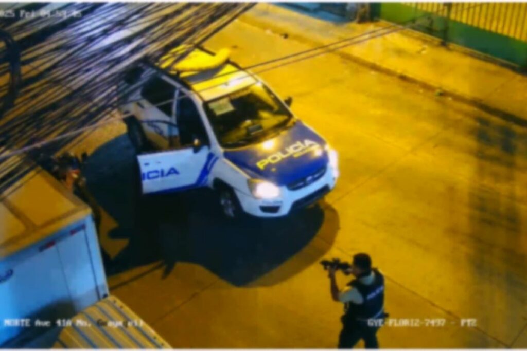Un operativo policial detectó a hombres disparando en Guayaquil.