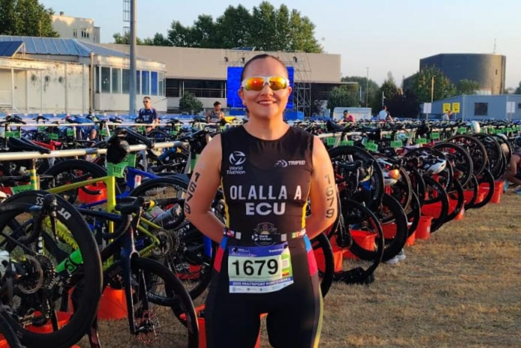 La ecuatoriana Andrea Olalla compitió por cuarta vez en un mundial de triatlón.