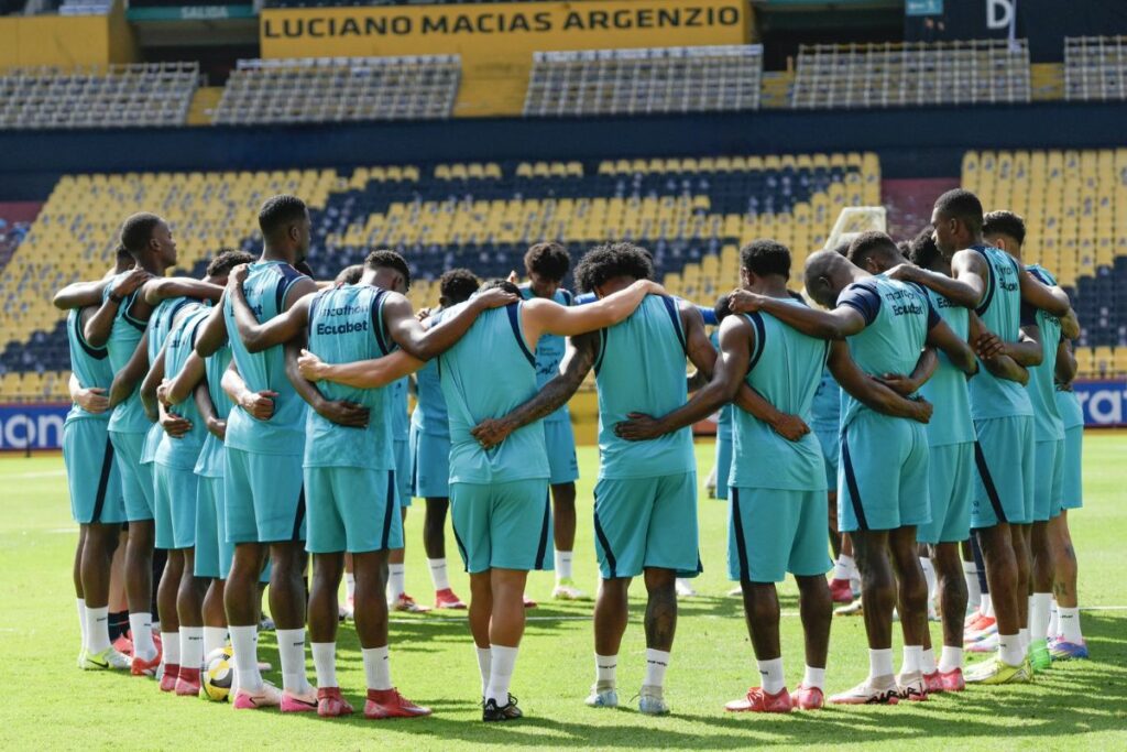 La Tri, en un entrenamiento.