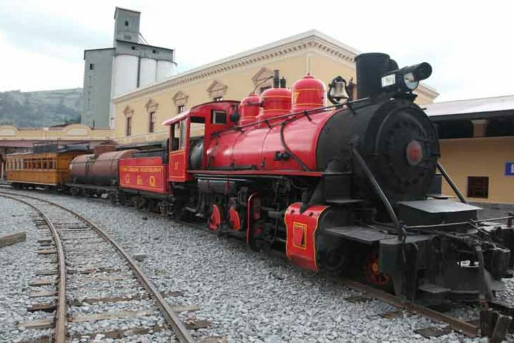 La empresa Ferrocarriles del Ecuador está en proceso de liquidación desde mayo de 2020. Daniel Noboa puso nuevo plazo.