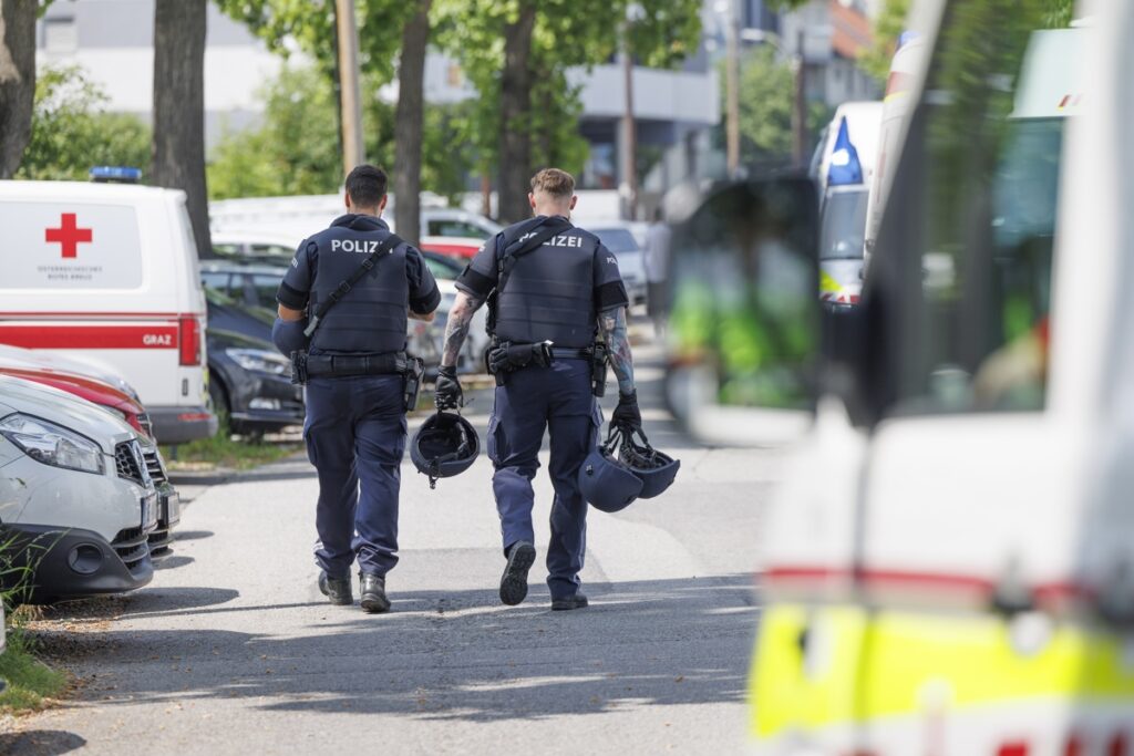 10 fallecidos en un tiroteo en un centro escolar en Graz, al sur de Austria  - El Comercio