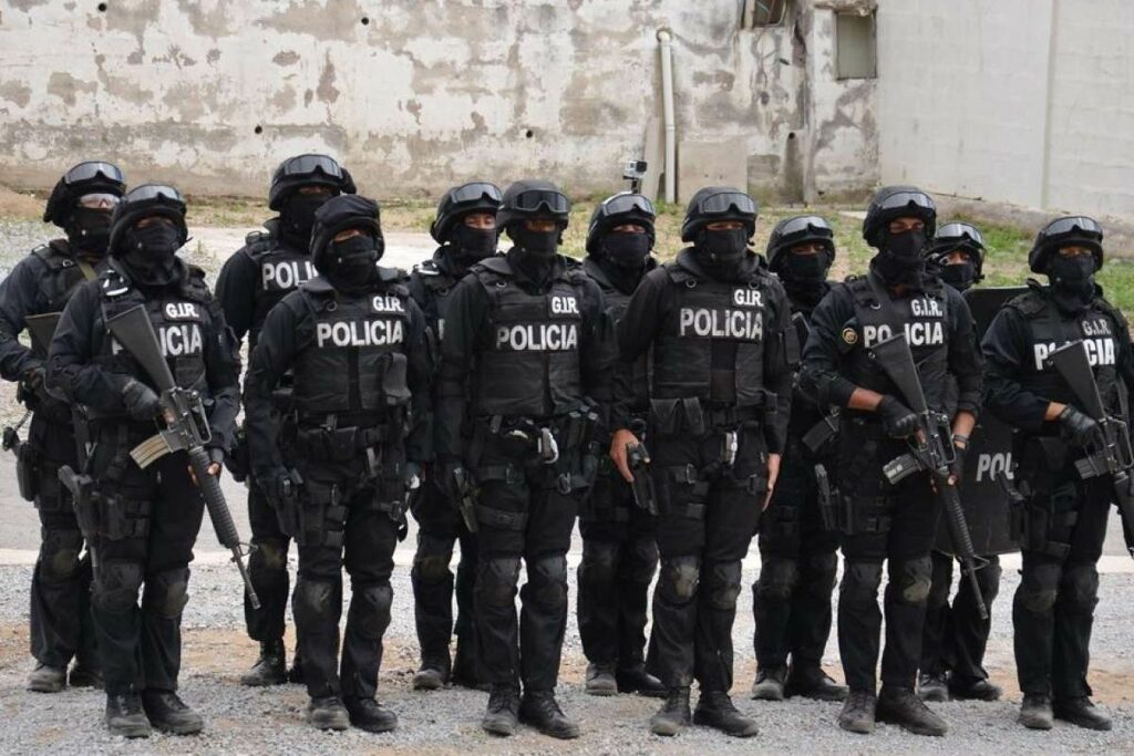 Ecuador recibe 400 millones de dólares para combatir el crimen y proteger a los jóvenes.