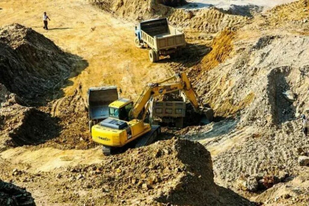 Ciudades como Wuzhou y Yunfu han establecido mecanismos de coordinación regional para intensificar la lucha contra la minería no autorizada.