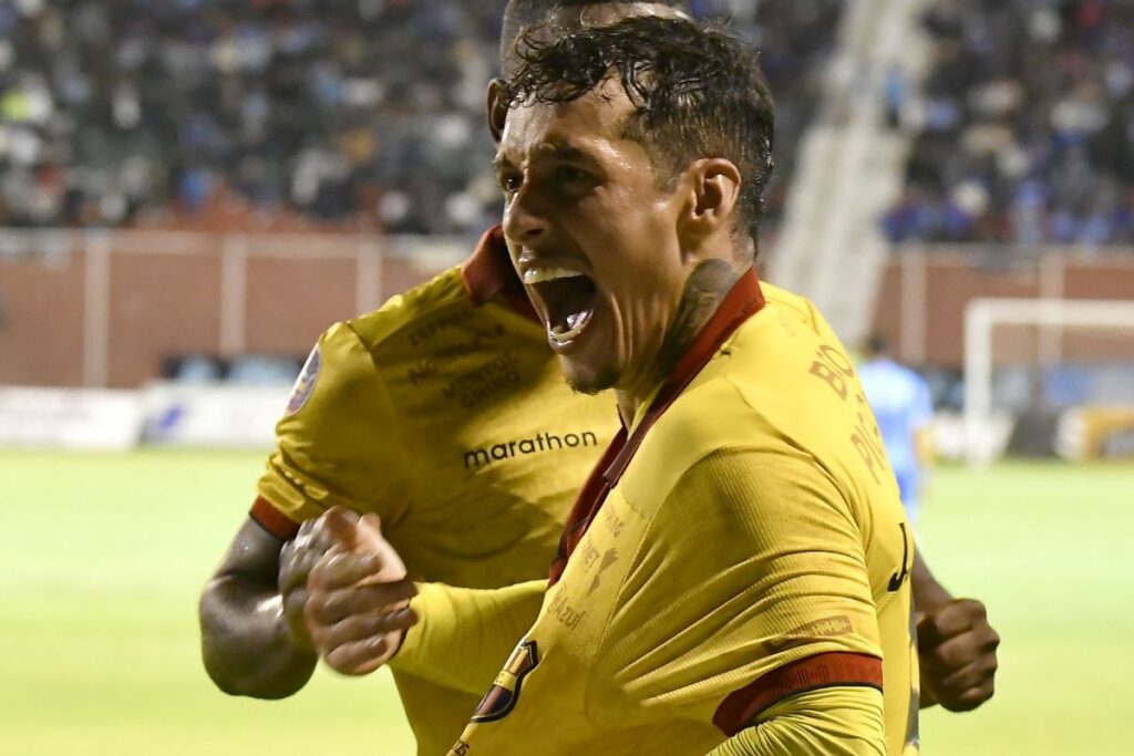 Jesús Trindade celebra un gol marcado con Barcelona SC a Macará en la Liga Pro 2025.