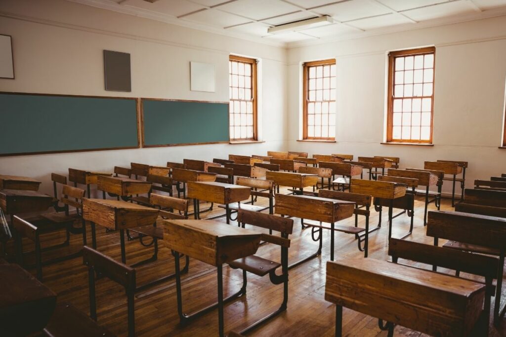 La UNE de Guayas denunció que al menos 100 profesores solicitaron la baja por miedo a la inseguridad