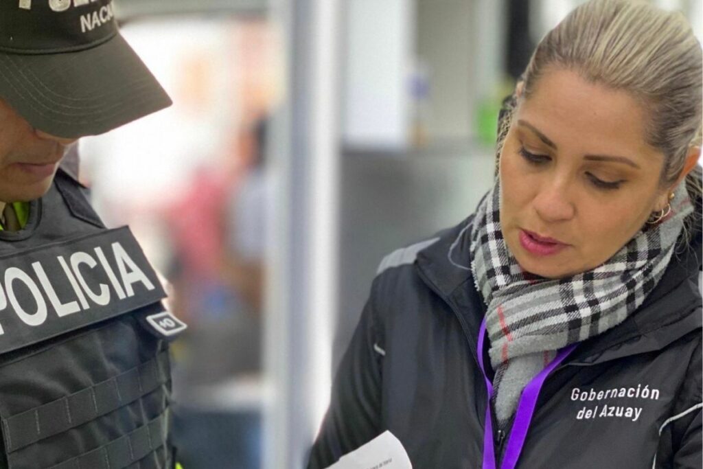 María de los Ángeles Palacios Reyes, Intendente General de Policía del Azuay. Cortesía
