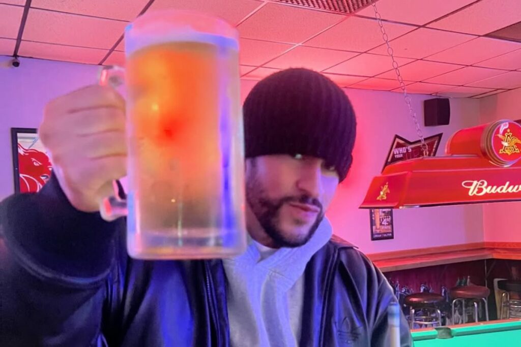 La música de Bad Bunny activa compuestos químicos que generan varias sensaciones. Foto: Instagram