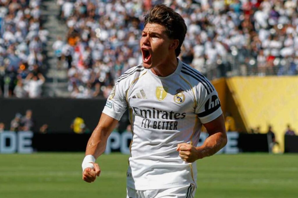 Fran García celebra uno de sus goles con el Real Madrid ante el Borussia Dortmund en el Mundial de Clubes.