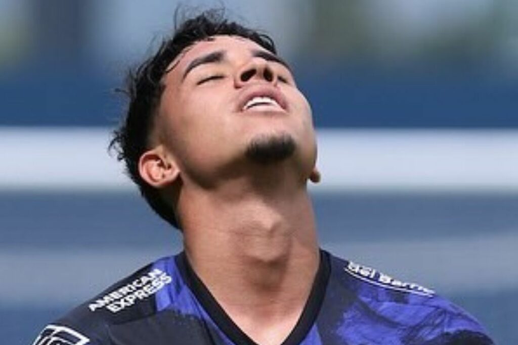 Kendry Páez, jugador ecuatoriano del Chelsea que será cedido a otro club en Europa.