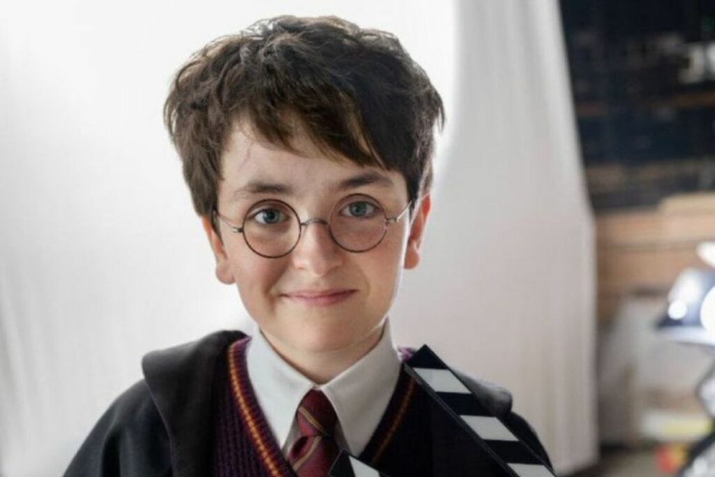 El actor Dominic McLaughlin es el nuevo Harry Potter.