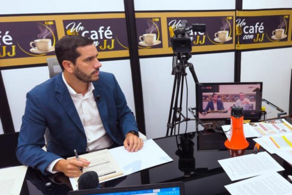 El ministro de Transporte, Roberto Luque, se refirió al ferrocarril.