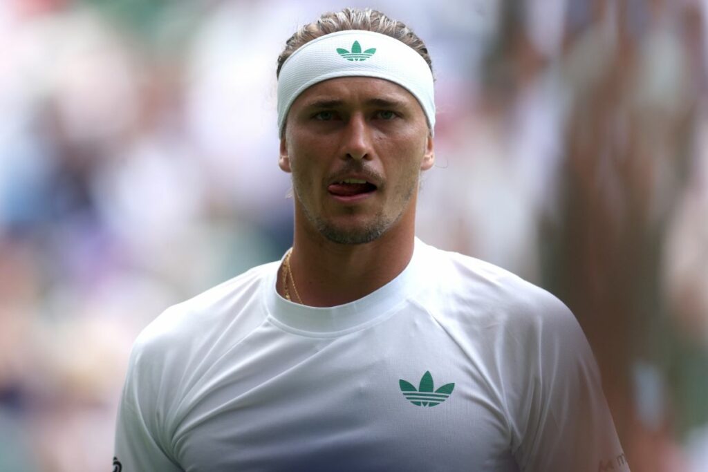 Alexander Zverev quedó eliminado sorpresivamente en la segunda ronda de Wimbledon.