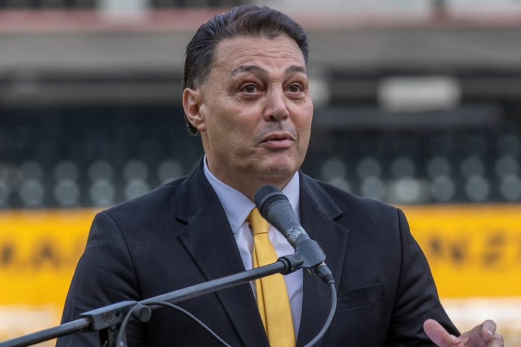 Carlos Alfaro Moreno renunció al cargo de Manager Deportivo en Barcelona SC.