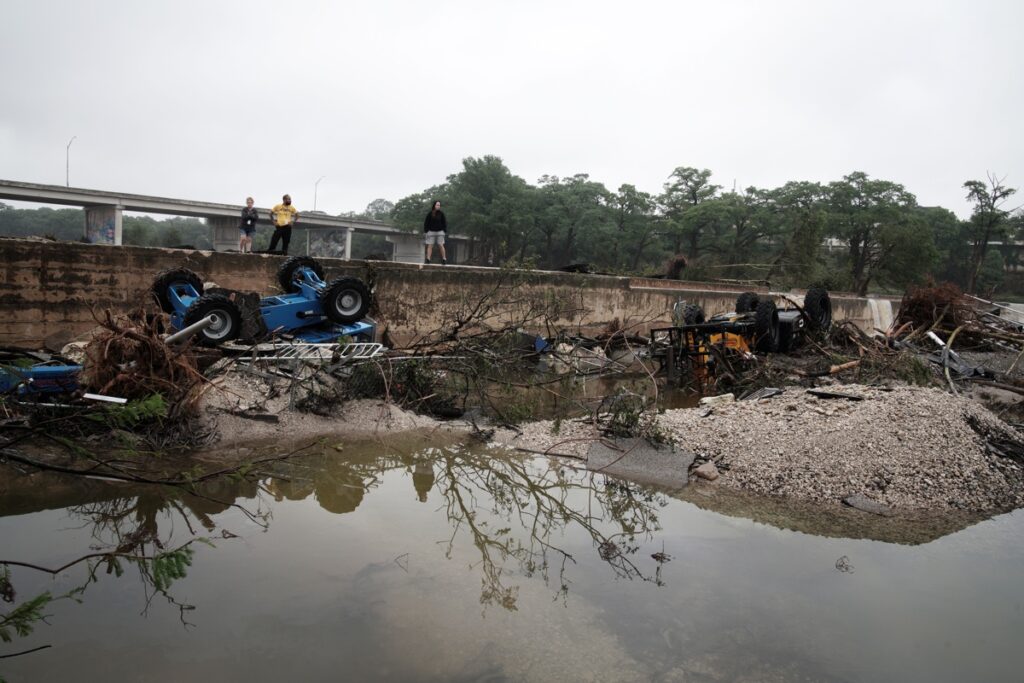 Daños por las inuncaciones en Kerrville, Texas, 5 julio 2025. El número de fallecidos confirmados en el centro-sur de Texas a causa de las graves inundaciones.