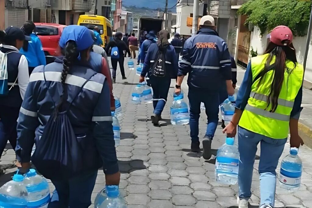 Los moradores de más de 200 barrios están sin agua potable desde el 9 de julio