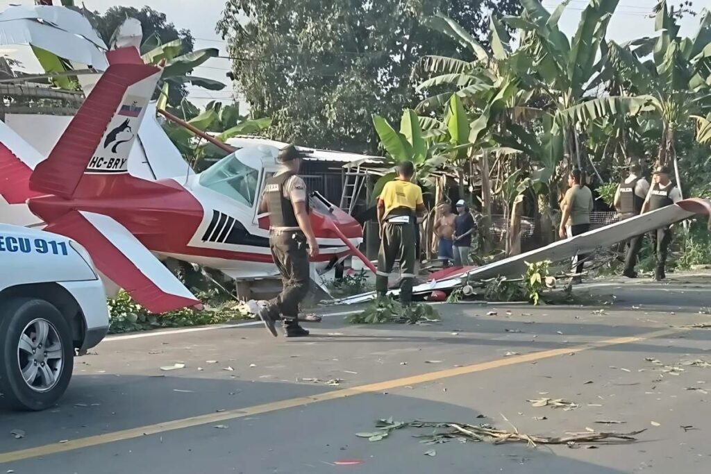 La avioneta se precipitó en el cantón Milagro, en Guayas