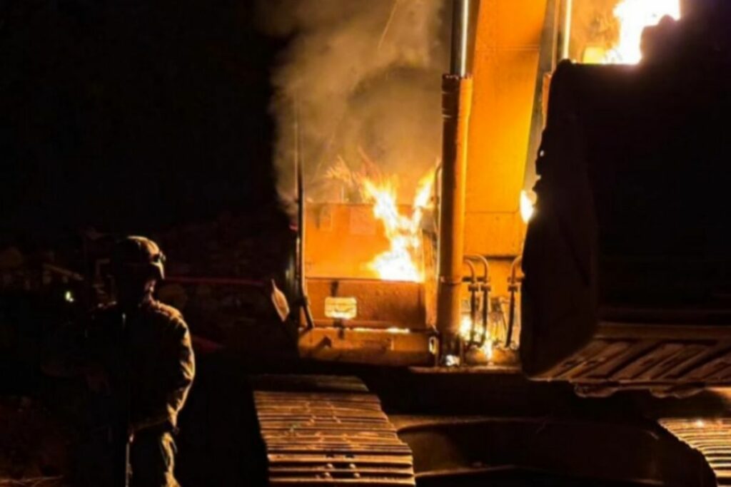 Personal del Bloque de Seguridad destruyó un campamento de minería ilegal en Loja.