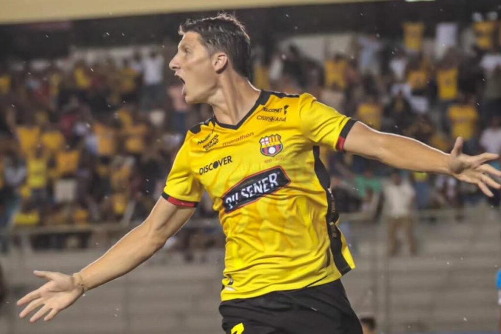 Gastón Campi celebra un gol marcado con Barcelona SC en la Liga Pro 2025.