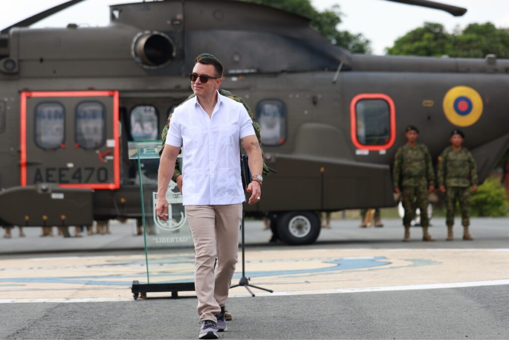 Daniel Noboa en la entrega de helicópteros multipropósito el 2 de junio de 2025.