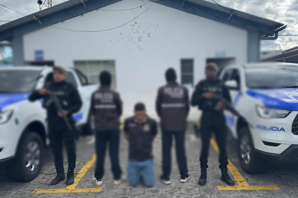 Una persona implicada en un femicidio fue detenida.