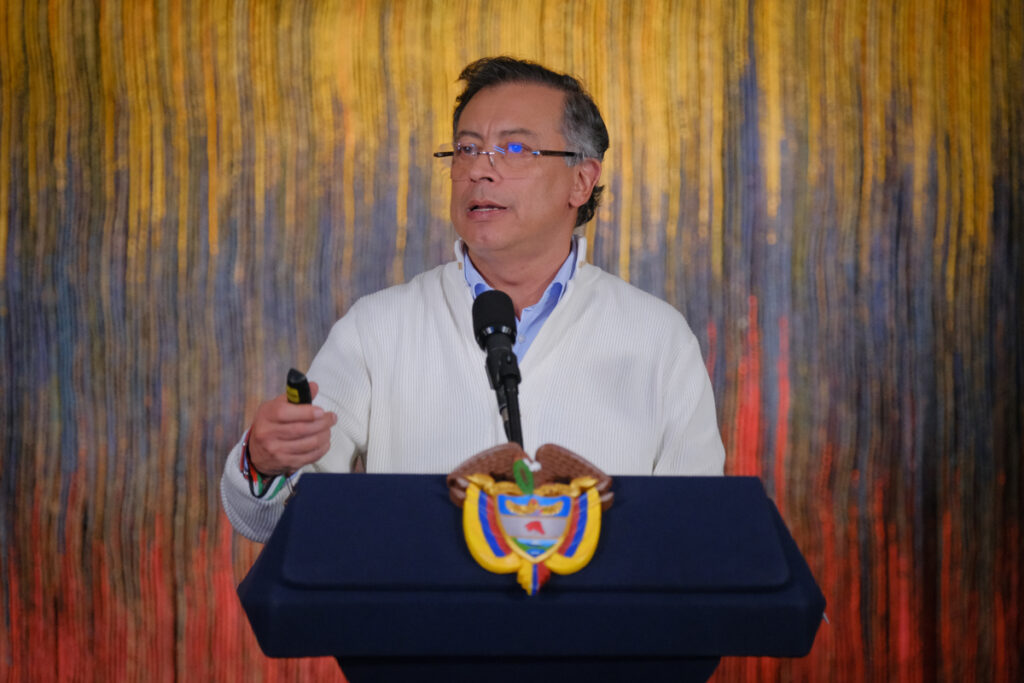 Fotografía cedida por la Presidencia de Colombia que muestra a su mandatario, Gustavo Petro.