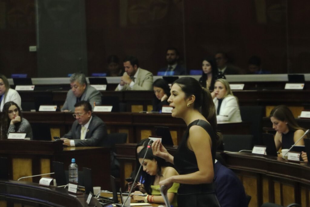La Ley de Áreas Protegidas aborda, de nuevo, la jubilación para servidores públicos.