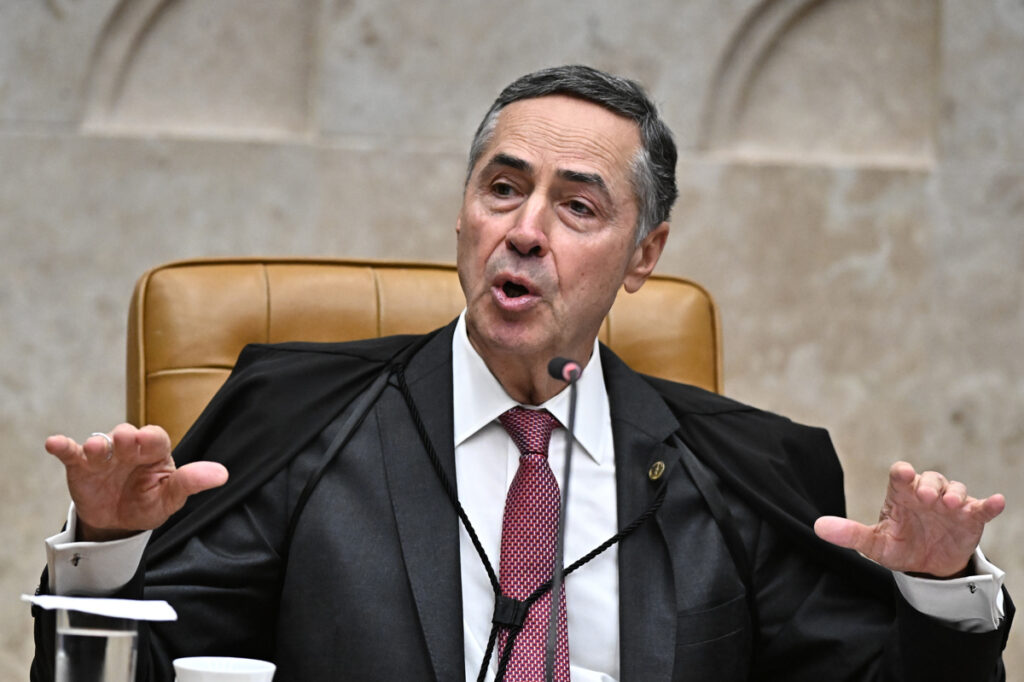 Fotografía de archivo del 03 de febrero de 2025 del presidente de la Corte Suprema brasileña, Luís Roberto Barroso.