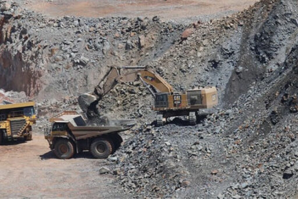 Ecuador abrió el catastro minero para pequeña minería no metálica.