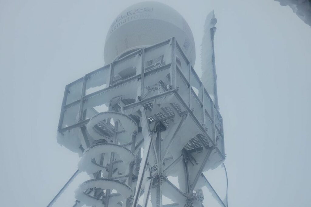 El radar de Etapa se congeló debido a las condiciones climáticas.