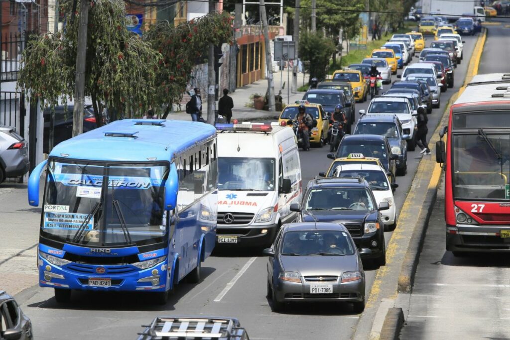 El Pico y placa está vigente en Quito.
