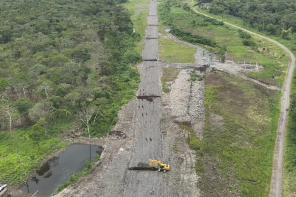 Foto de archivo de una pista clandestina detectada por los militares.
