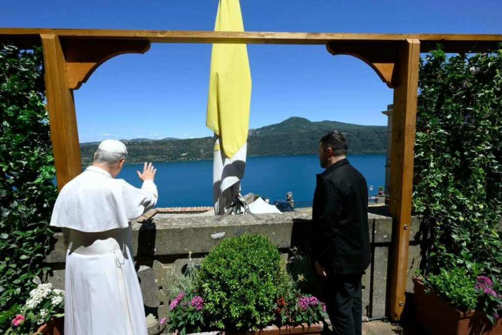 El papa León XIV recibió a Zelenski.