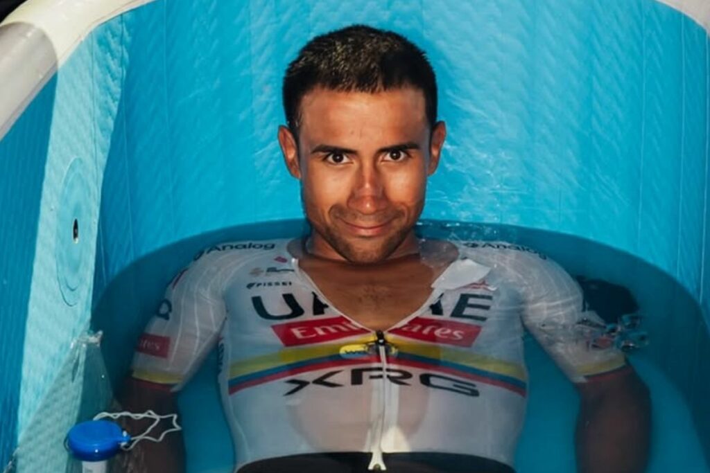 Jhonatan Narváez, ciclista ecuatoriano del UAE Team Emirates en el Tour de Francia.