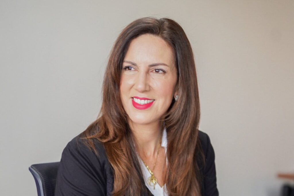 La ministra, Alegría Crespo, habló sobre la propuesta de que la Policía ingrese a escuelas y colegios en casos de "peligro cierto".