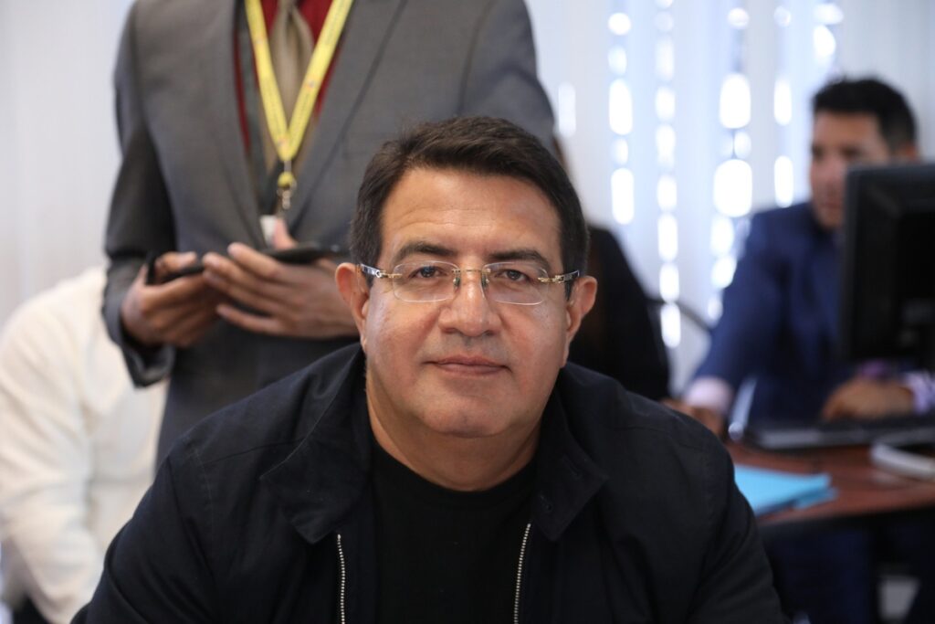 Santiago Díaz (exRC) es parte de la Comisión de Salud y presentó un proyecto para que la edad de consentimiento de relaciones sexuales sea desde los 14 años.