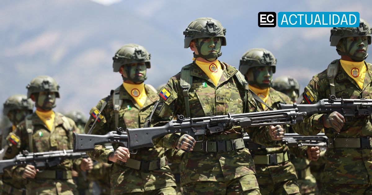 Profesionales pueden ser parte del Ejército de Ecuador