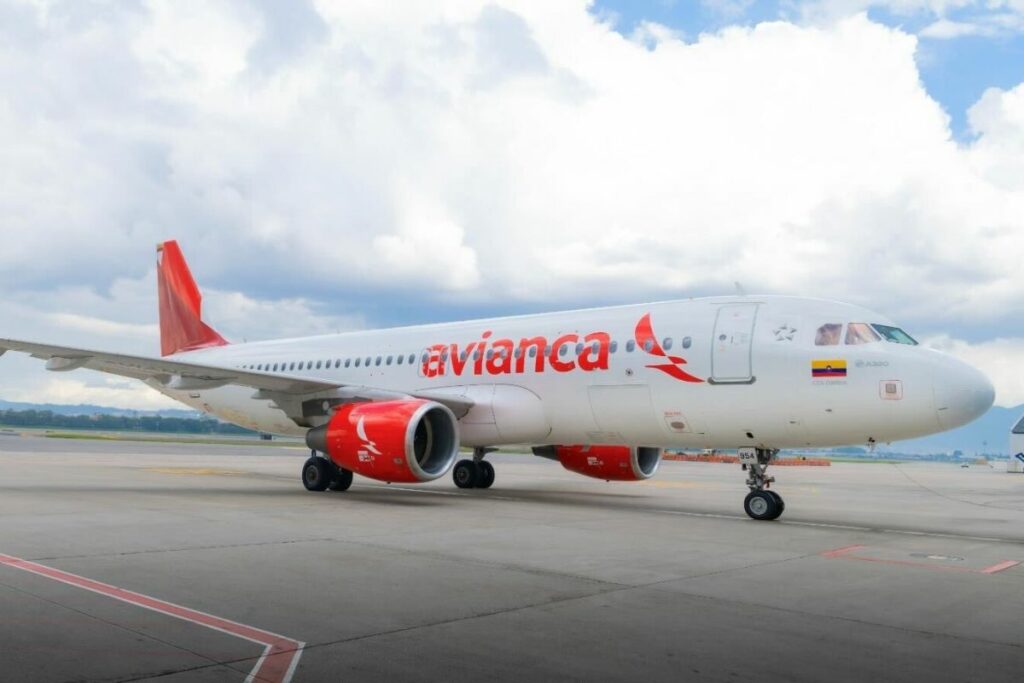 Avianca opera la ruta a Dallas en aviones Airbus A320.