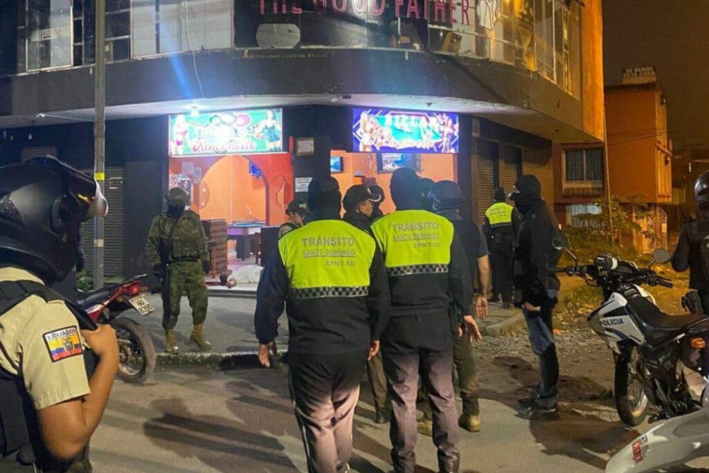 Seis detenidos por la masacre en Santo Domingo que dejó siete fallecidos -  El Comercio
