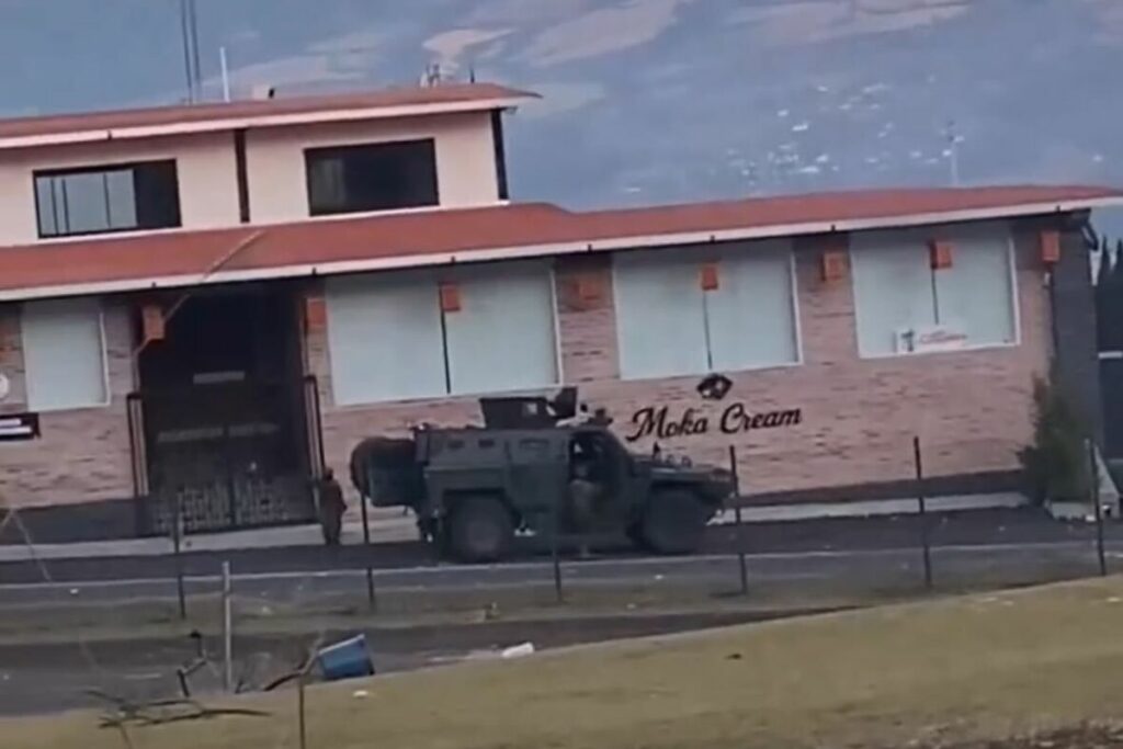 Militares reprimieron una protesta en Cotacachi, Imbabura.