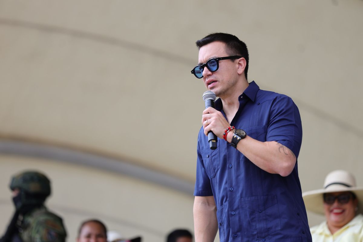Daniel Noboa define creación de programa Casa U para residencias universitarias en Ecuador