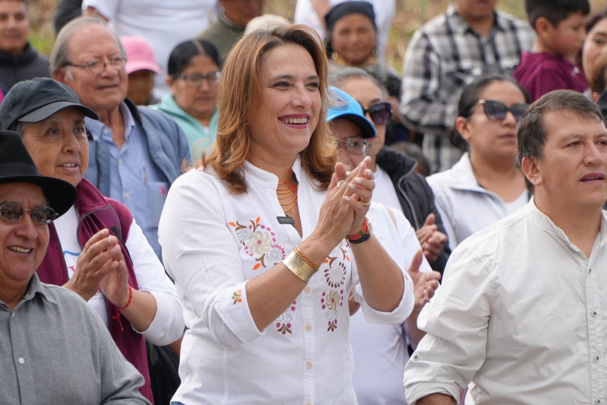 ¿Quién es Anabel Hermosa, la alcaldesa de Otavalo que impulsa el diálogo en medio del paro?