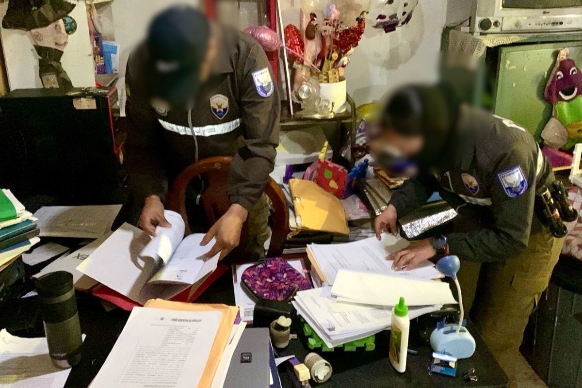 Fiscalía y Policía detienen a notario de Quito