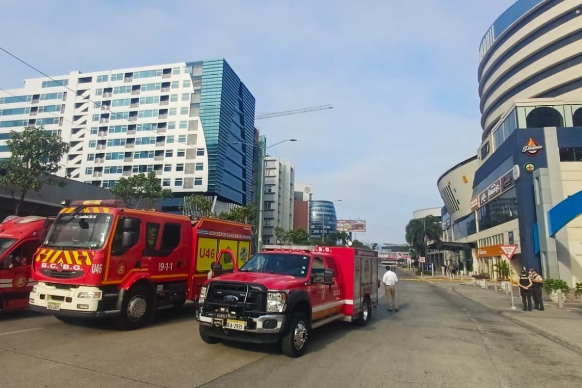 Aquiles Alvarez cuestiona respuestas frente a explosiones en Guayaquil