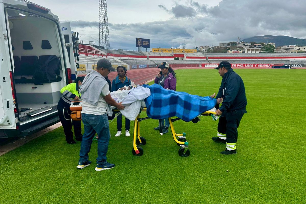 Emergencia médica obliga a evacuar en helicóptero a un paciente desde Ibarra hasta Quito