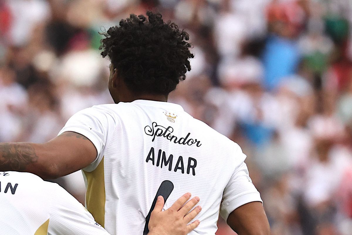 Darío Aimar deja a Liga de Quito con solo tres defensas centrales