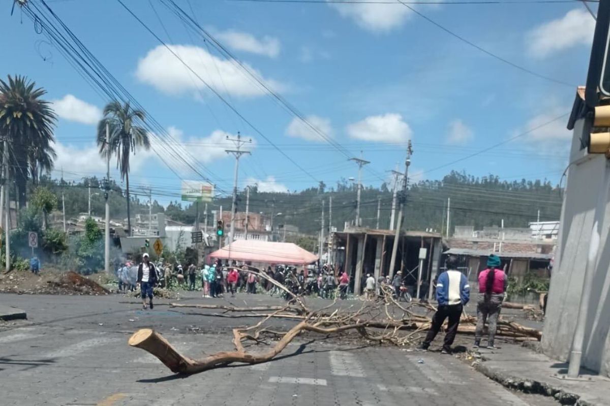 Otavalo vive una jornada de enfrentamientos en el día 23 del paro en Ecuador