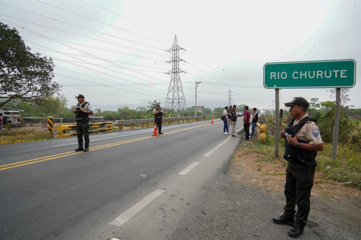 Suspenden desfile en Naranjal tras el atentado al puente del río Churute