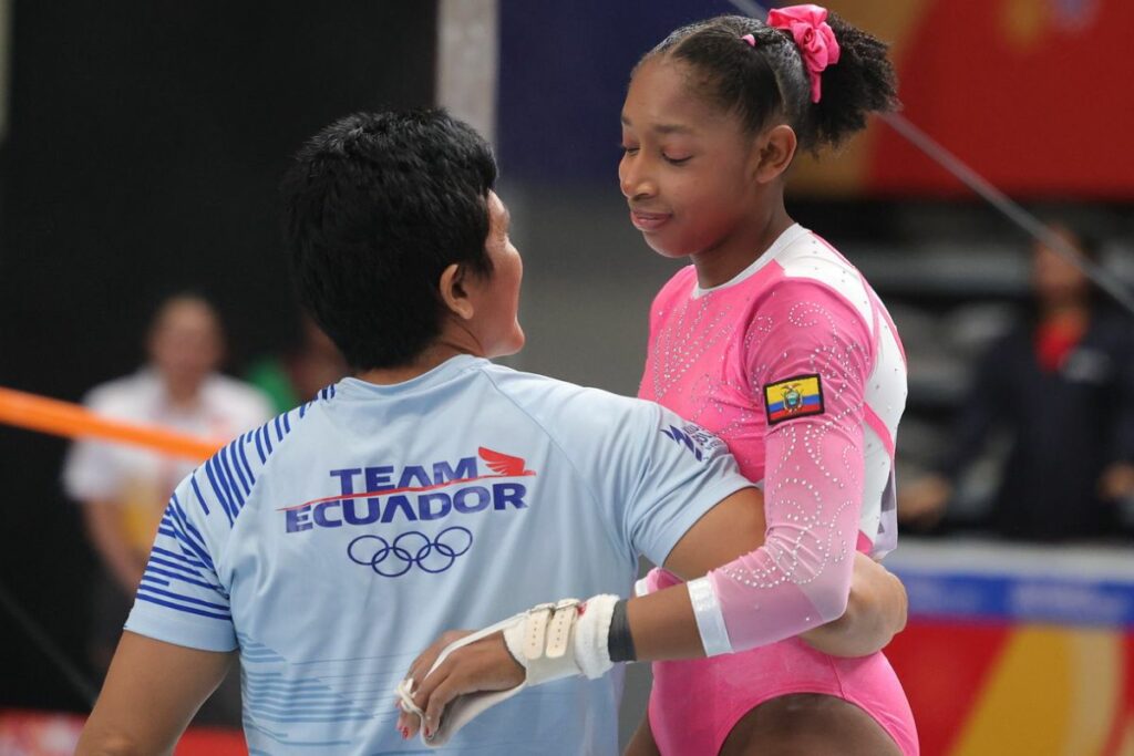 La ecuatoriana Alais Perea obtuvo la medalla de oro en barras asimétricas femenino dentro de la disciplina de gimnasia artística.
