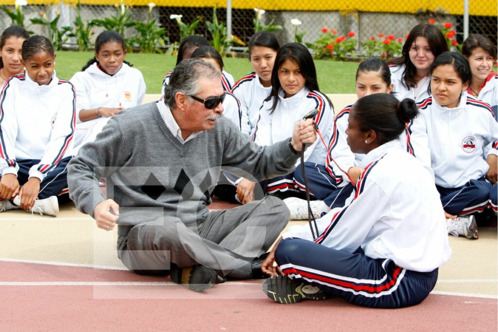 Falleció el entrenador de atletismo Edmundo Hidalgo.